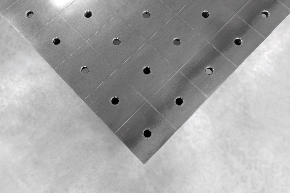 Stół Spawalniczy PLUS Siatka - 100x100mm, System - Φ16, Rozmiar - 1500x1480mm