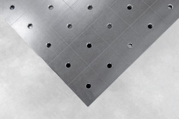 Stół Spawalniczy PLUS Siatka - 100x100mm, System - Φ16, Rozmiar - 2000x1000mm