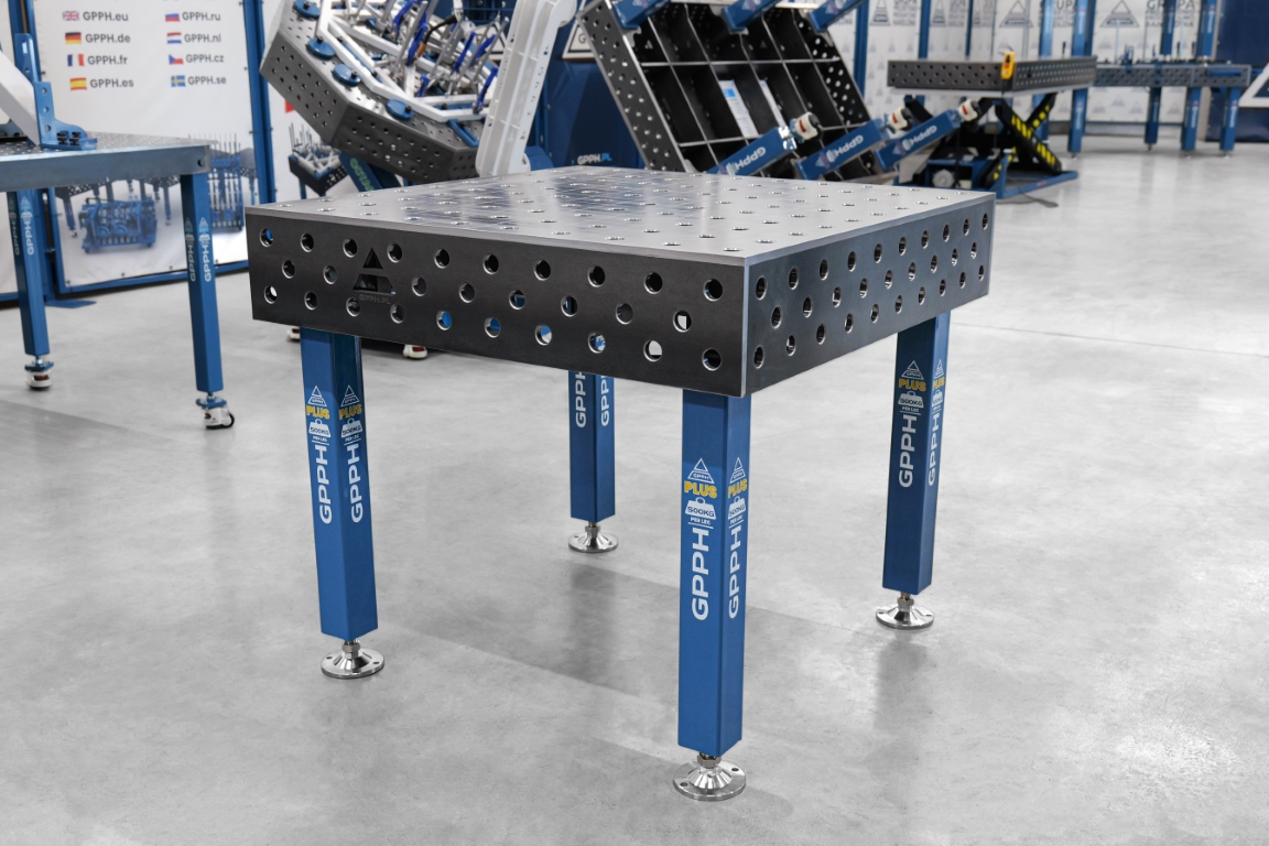Stół Spawalniczy PLUS Rozmiar - 1000x1000mm, Siatka - 100x100mm, System - Φ28