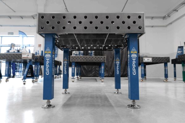 Stół Spawalniczy PLUS Rozmiar - 1000x1000mm, Siatka - 100x100mm, System - Φ28