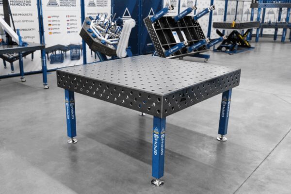 Stół Spawalniczy PLUS Siatka - 100x100mm, System - Φ28, Rozmiar - 1500x1480mm