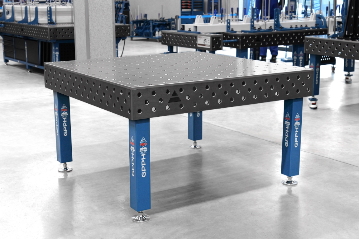 Stół Spawalniczy PRO Siatka - 100x100mm, System - Φ28, Rozmiar - 1500x1480mm