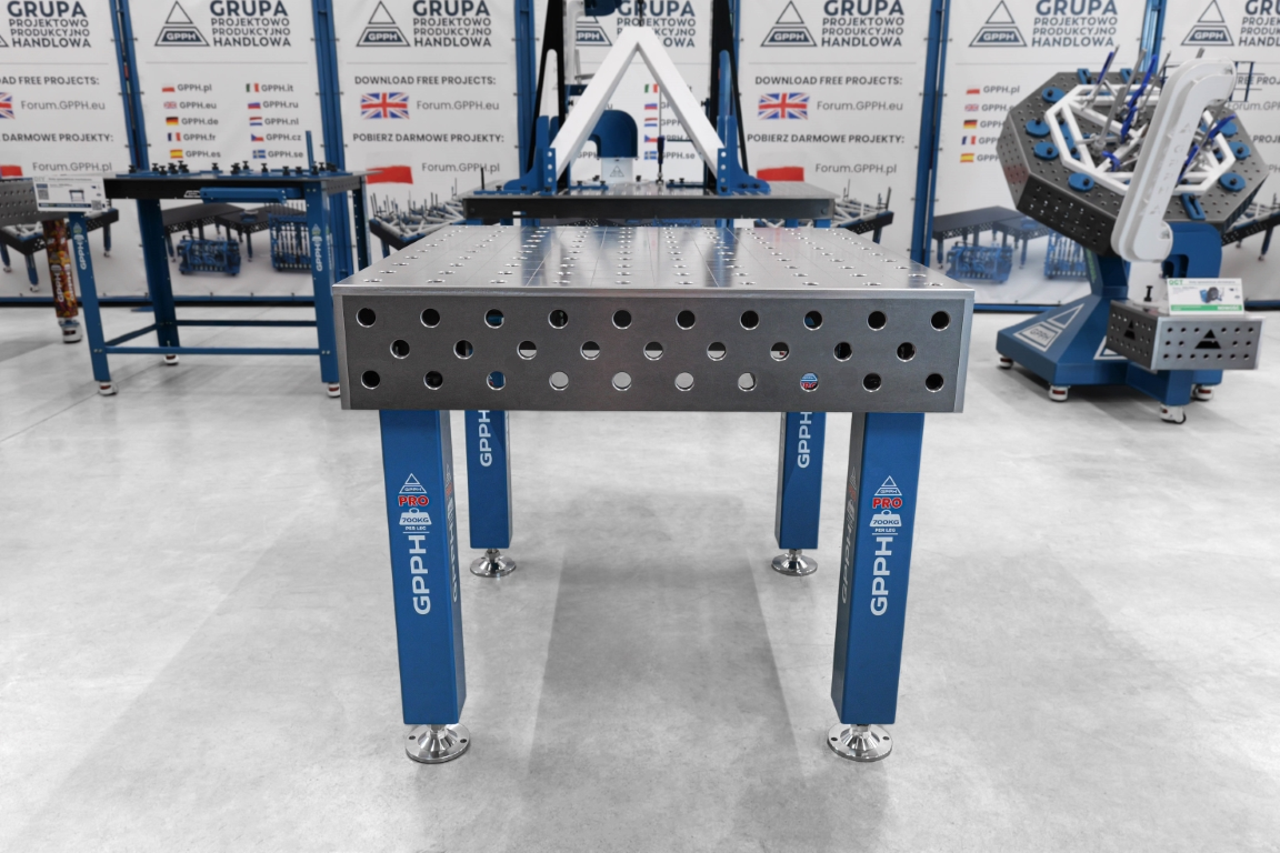 Stół Spawalniczy PRO Rozmiar - 1000x1000mm, Siatka - 100x100mm, System - Φ28