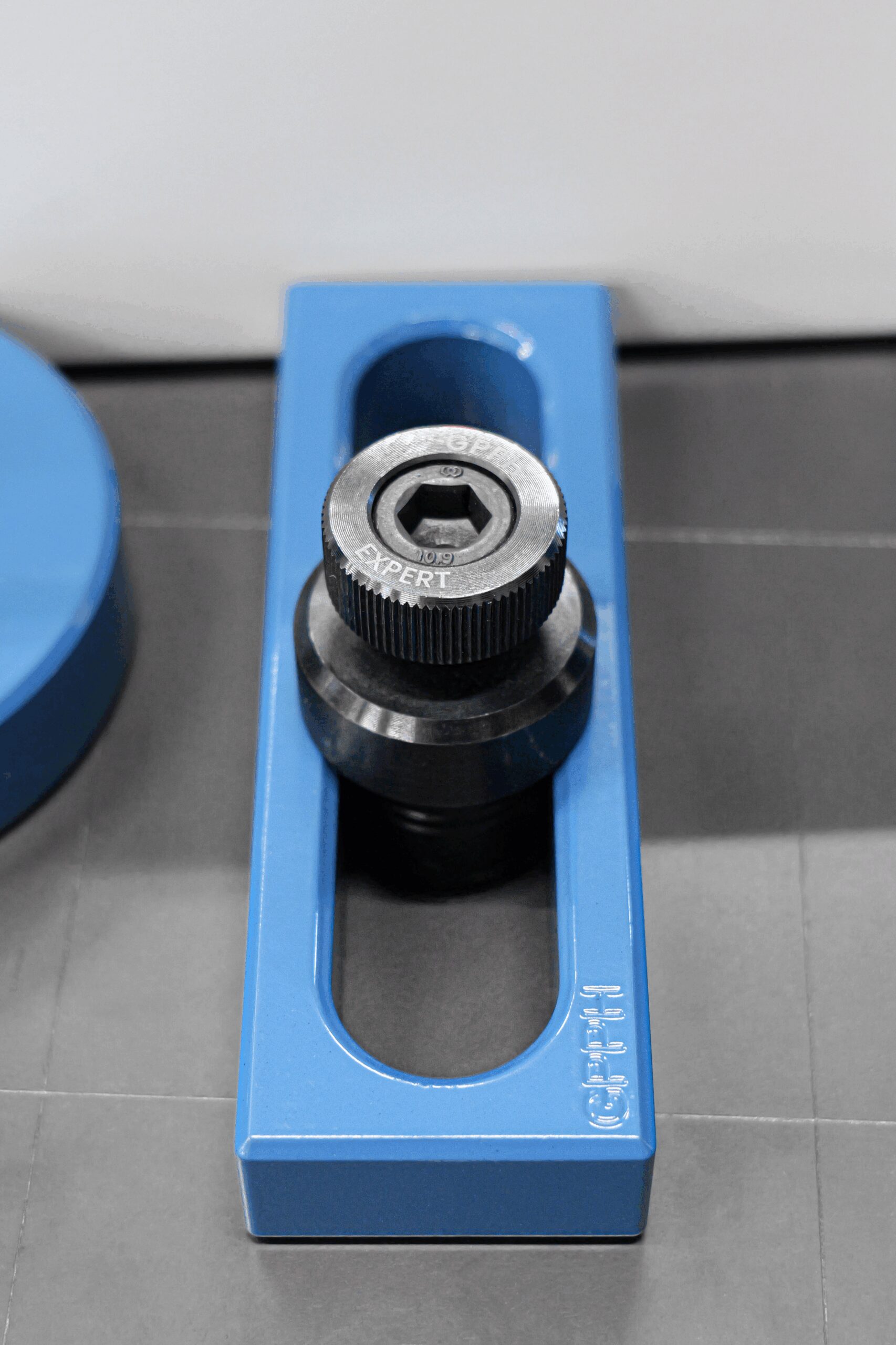 Stoper 150, System - Φ28, Seria - EXPERT