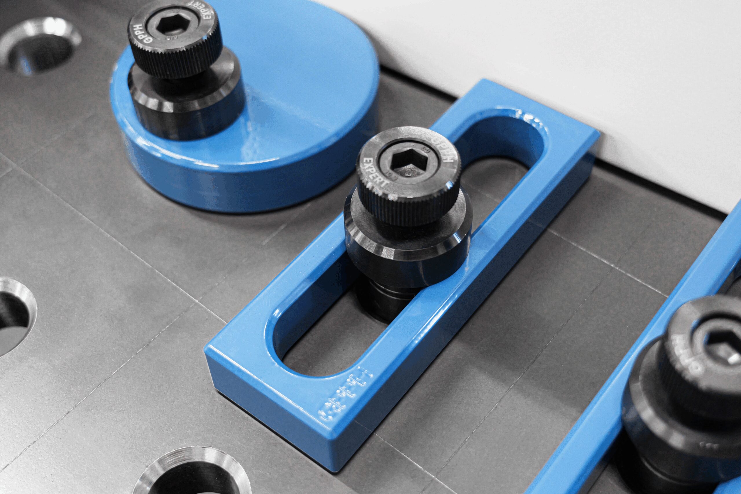 Stoper 150, System - Φ28, Seria - EXPERT