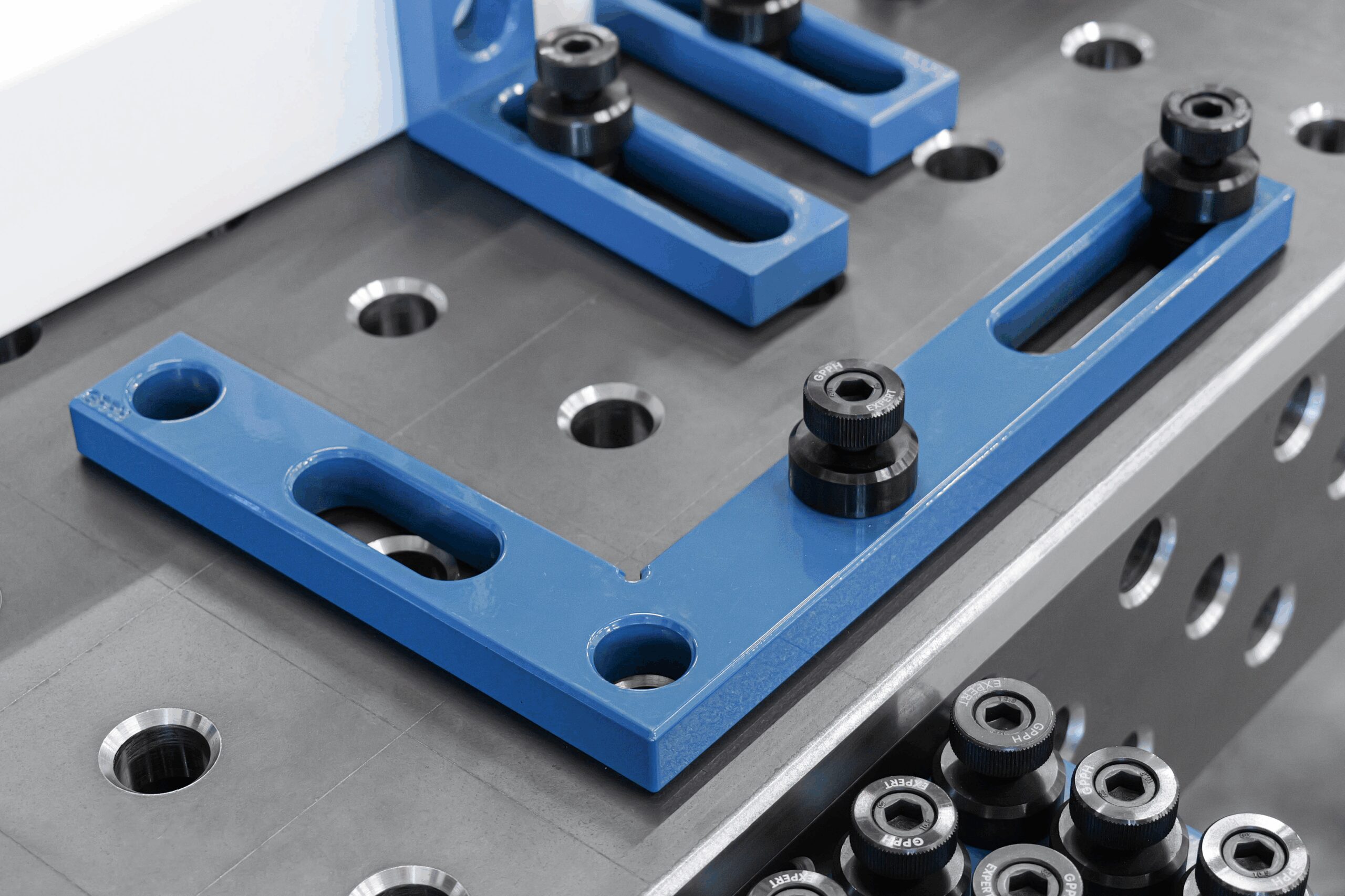 Winkiel płaski 350x250mm, System - Φ28, Seria - EXPERT