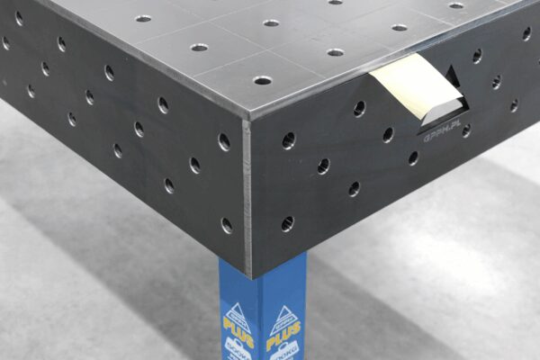 Stół Spawalniczy PLUS 1500x1480 mm – System otworów φ16, siatka 100x100 mm
