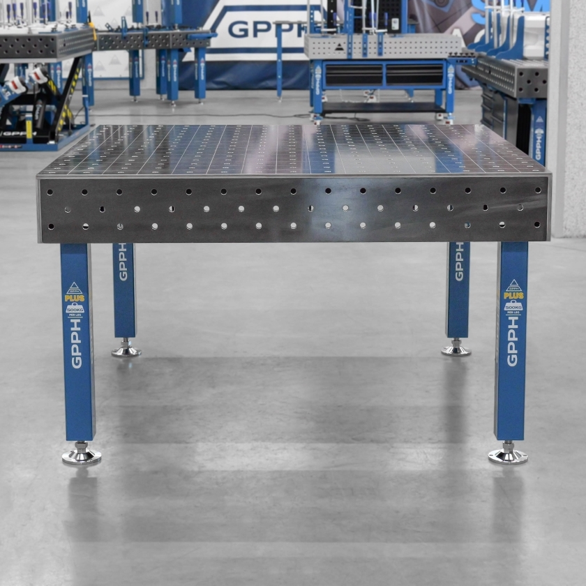 Stół Spawalniczy PLUS 1500x1480 mm – System otworów φ16, siatka 100x100 mm