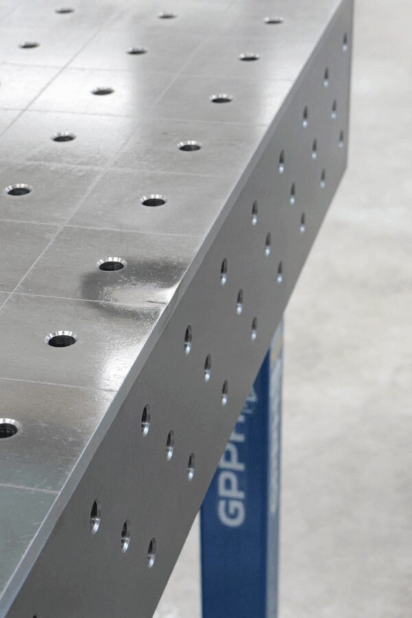 [OUTLET] Stół Spawalniczy PLUS 1500x1000 mm – system φ16, siatka 100x100 mm