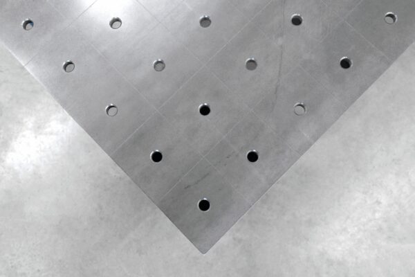 [OUTLET] Stół Spawalniczy PLUS 1500x1000 mm – system φ16, siatka 100x100 mm